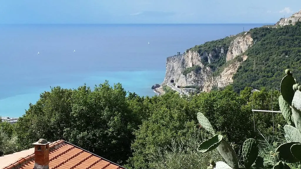 Collina E Mare Apartment Finale Ligure